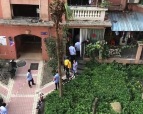 廣州一名7歲男孩家中遇害，警方帶走嫌疑人哥哥。(網圖)