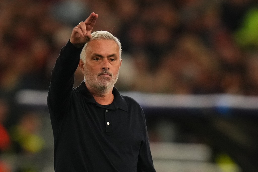 摩连奴(Jose Mourinho)重掌帅印后,皇马在西甲 8 轮过后仅排第四。美联社 摩连奴(Jose Mourinho)重掌帅印后,皇马在西甲 8 轮过后仅排第四。美联社