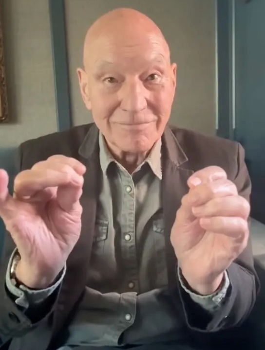 柏德烈最後一次在IG露面，乃於5月底宣傳其有聲書《Patrick Stewart Performs the Complete Sonnets of William Shakespeare》。