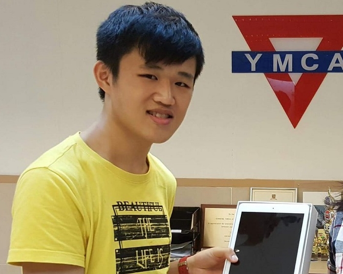 20歲被告黃朗熙再被判12個月感化令，與現正接受的2年半感化令同期執行。網上圖片

