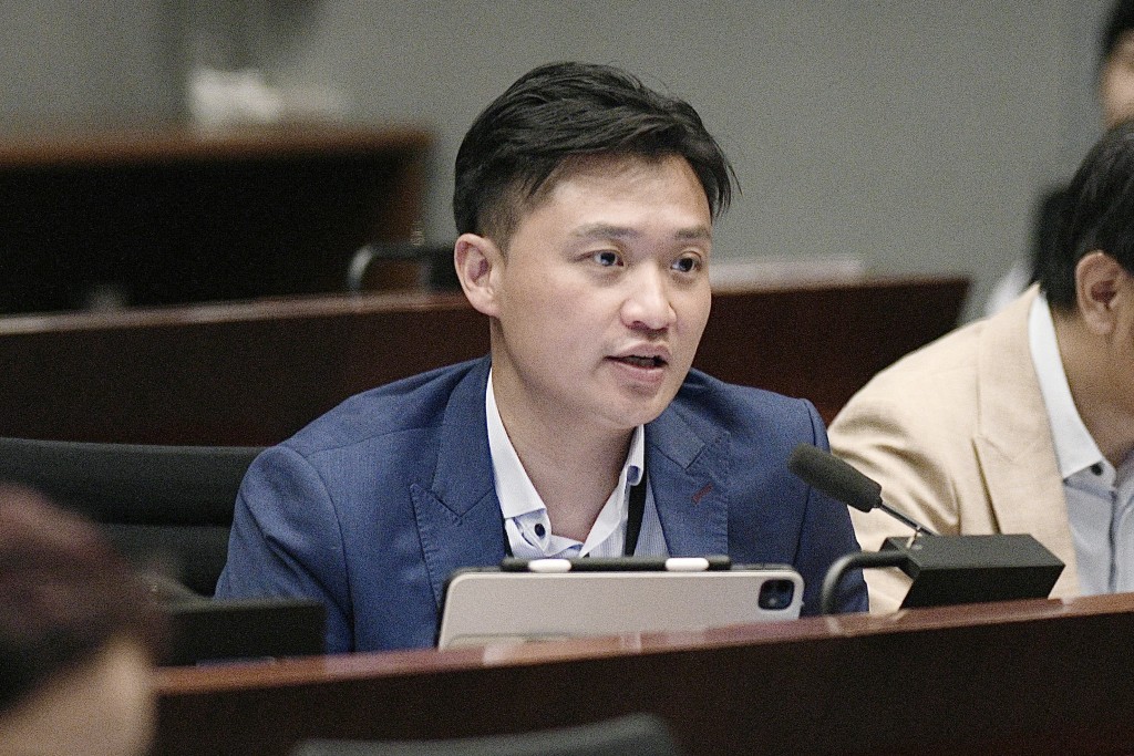 告別劏房行動召集人、民建聯立法會議員鄭泳舜。資料圖片 告別劏房行動召集人、民建聯立法會議員鄭泳舜。資料圖片