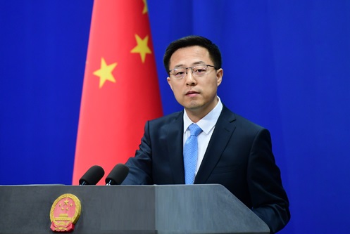 时任外交部发言人赵立坚2020年在例行记者会，指邓小平在1982年会见戴卓尔夫人时，表明香港回归祖国后「马照跑、股照炒、舞照跳」。 资料图片
