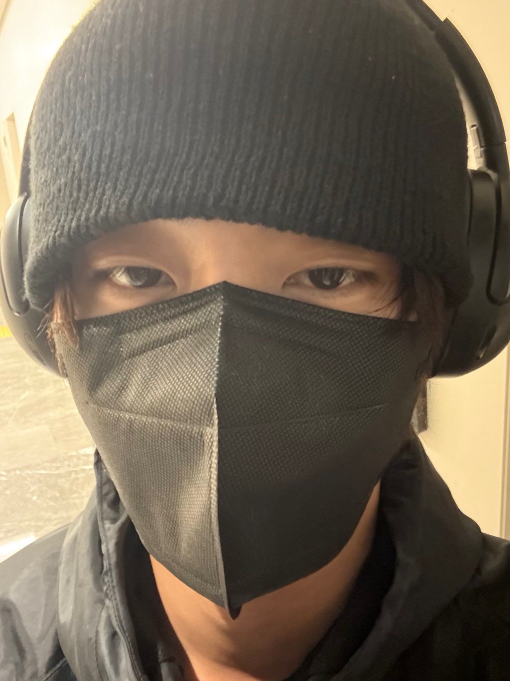 安孝燮於16日在粉絲平台Weverse以英文及韓文寫下：「新年快樂，韓國農曆新年快樂 ！」