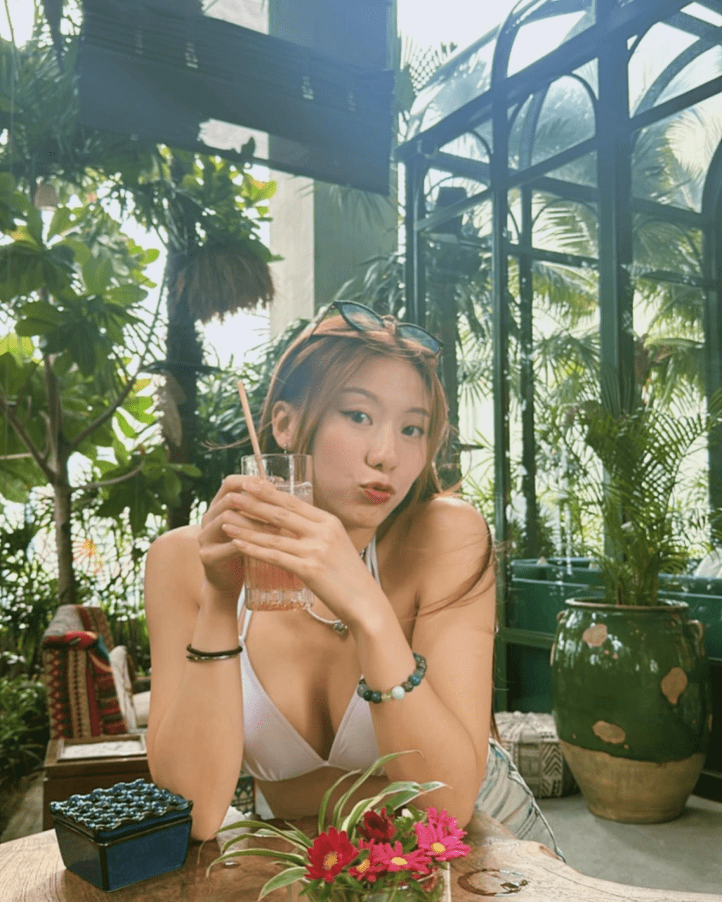 袁絲珩有別於傳統選美佳麗的拘謹。 袁絲珩有別於傳統選美佳麗的拘謹。