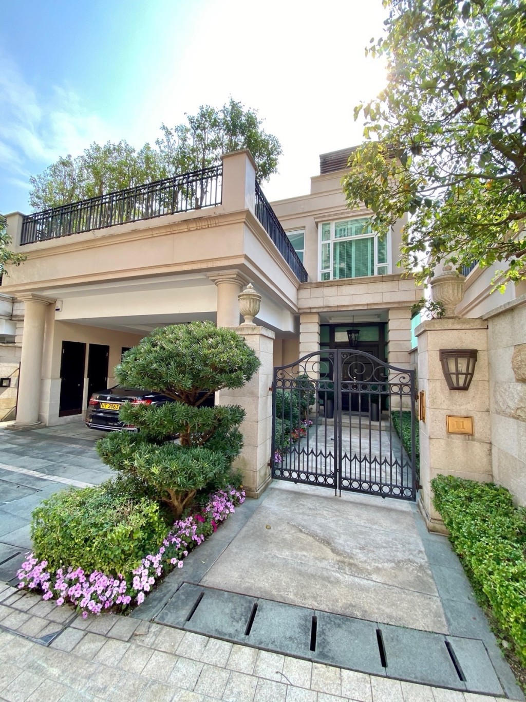 薄扶林地标豪宅贝沙湾道董事大屋 ，实用面积3953方呎，最新叫租36万。