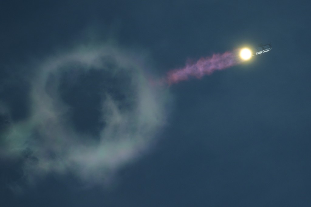 今次是星舰自2023年展开综合飞行测试以来的第14次试飞，亦是首度真正进入地球轨道。美联社