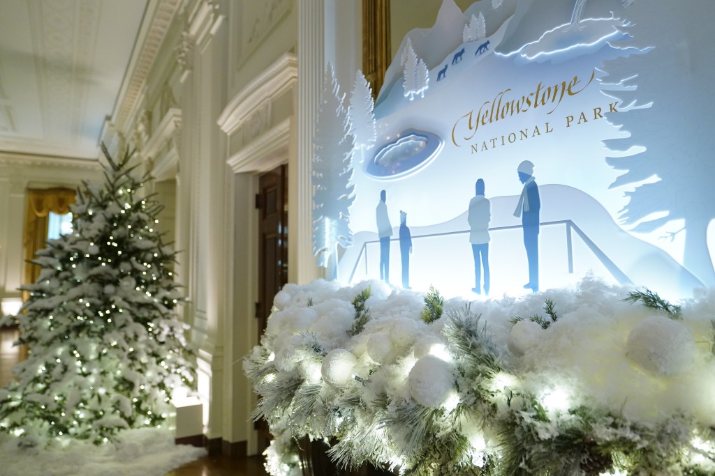 白宮內的聖誕佈置和裝飾。AP