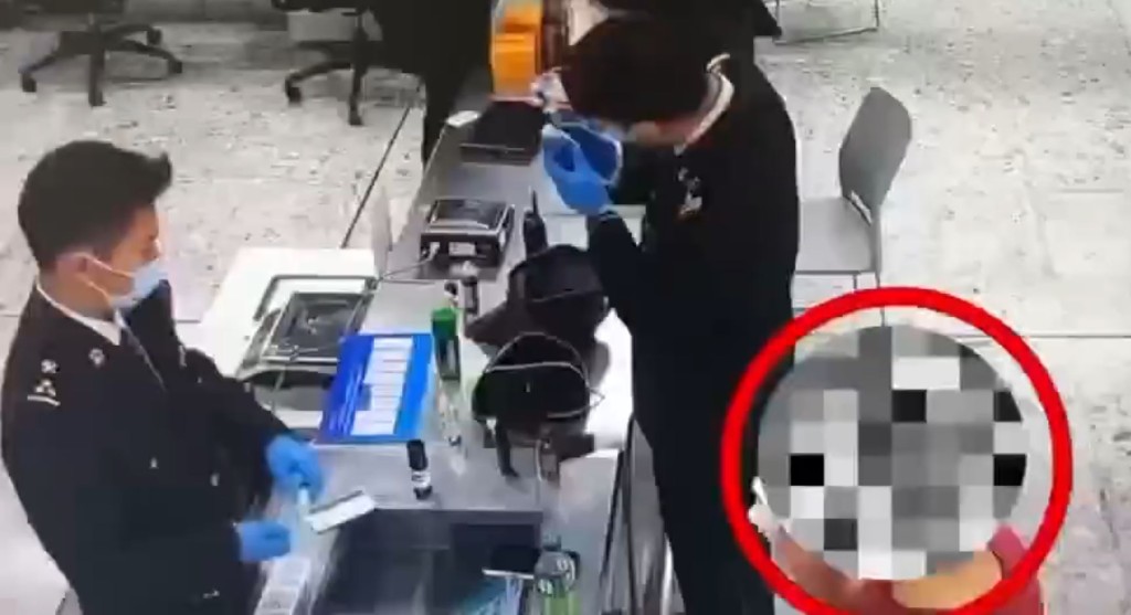 北上男子将冰毒溶液放入化妆品、精油瓶内，遭西九龙站海关揭发。海关发布