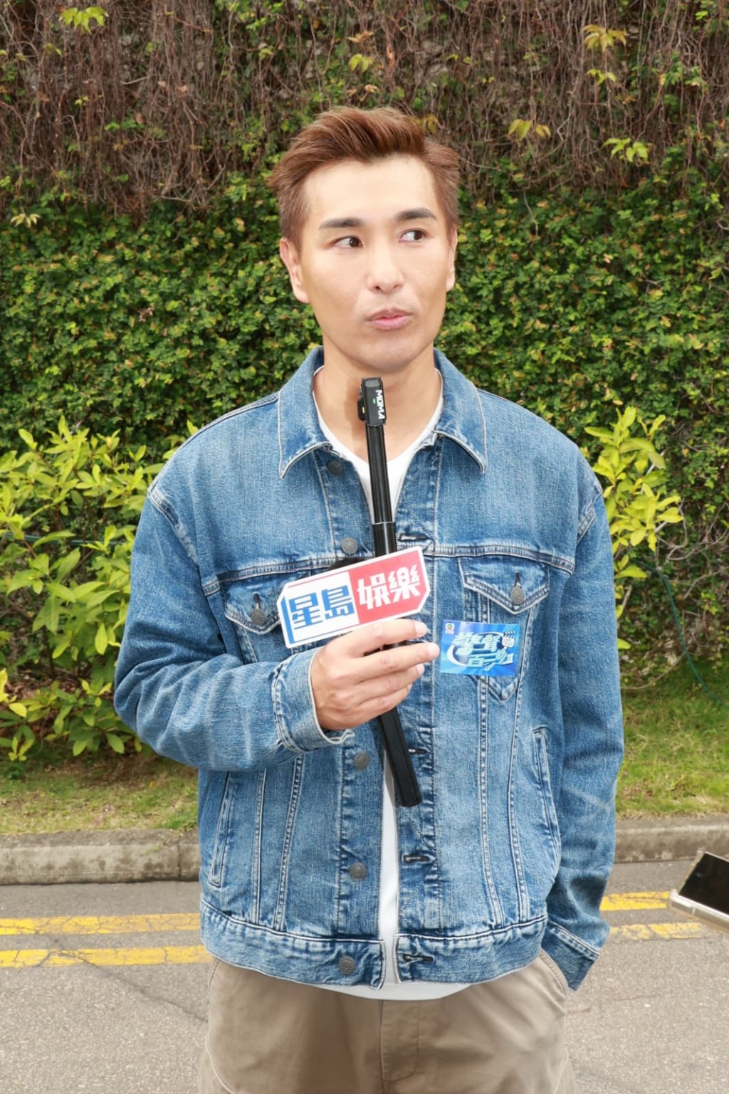 談到囡囡「小豬比」見到他演大賊,預計有何反應?陳展鵬笑言自己在家中也是演大賊𠱁女兒。 談到囡囡「小豬比」見到他演大賊,預計有何反應?陳展鵬笑言自己在家中也是演大賊𠱁女兒。