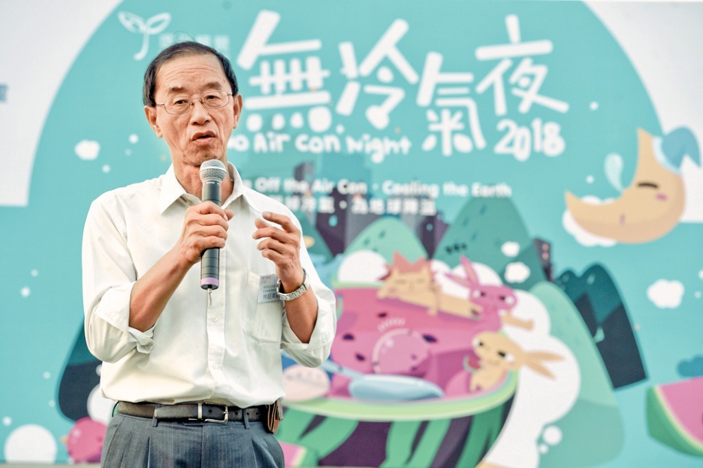 林超英身体力行推广环保，尽量不使用冷气。