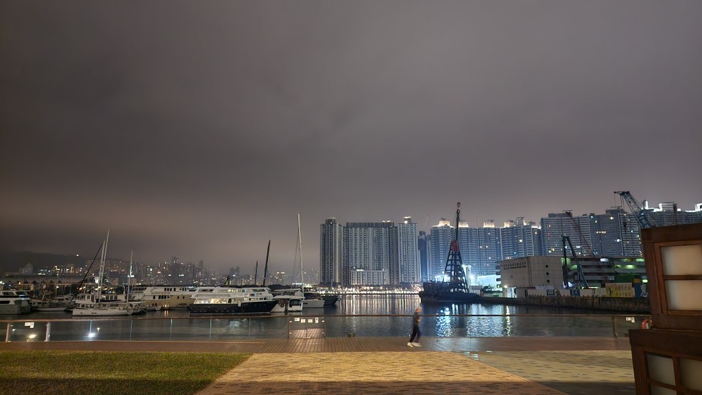 今日大致多雲。黎志偉攝