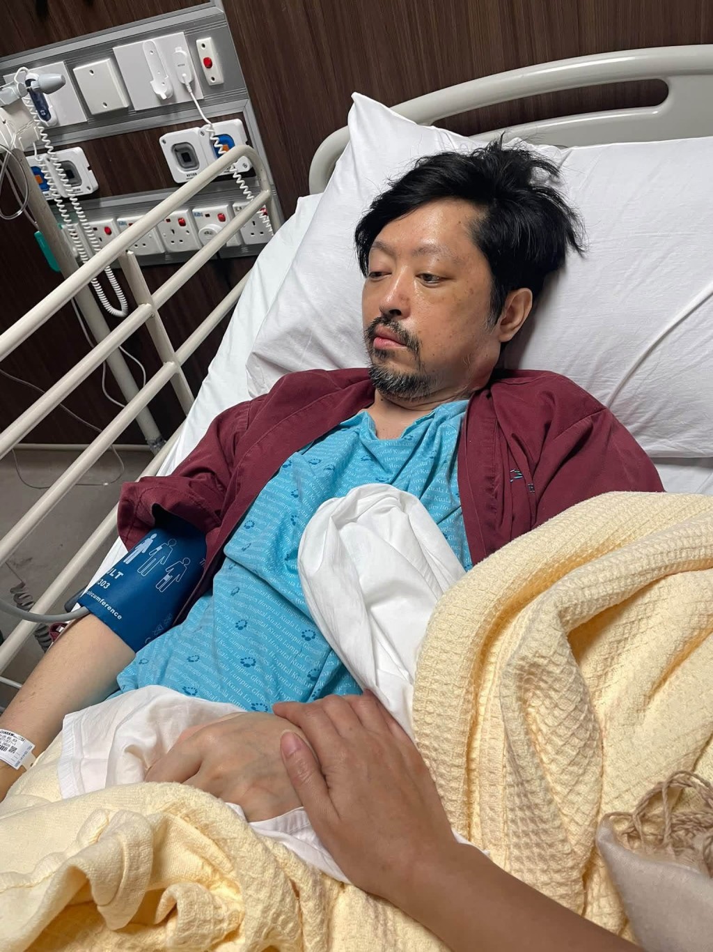 查克里瓦日前公開自己被送入院的情況。 fb / Chakriwat Vivacharawongse 查克里瓦日前公開自己被送入院的情況。 fb / Chakriwat Vivacharawongse