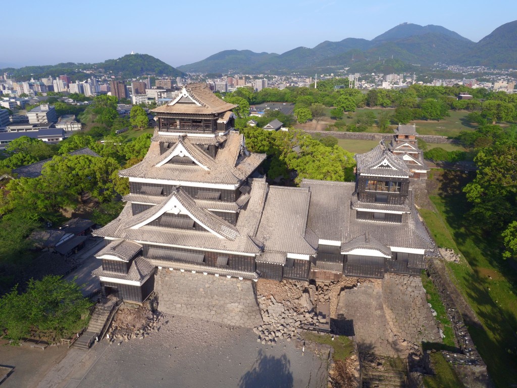 2016熊本城受震情况。熊本城官方网站