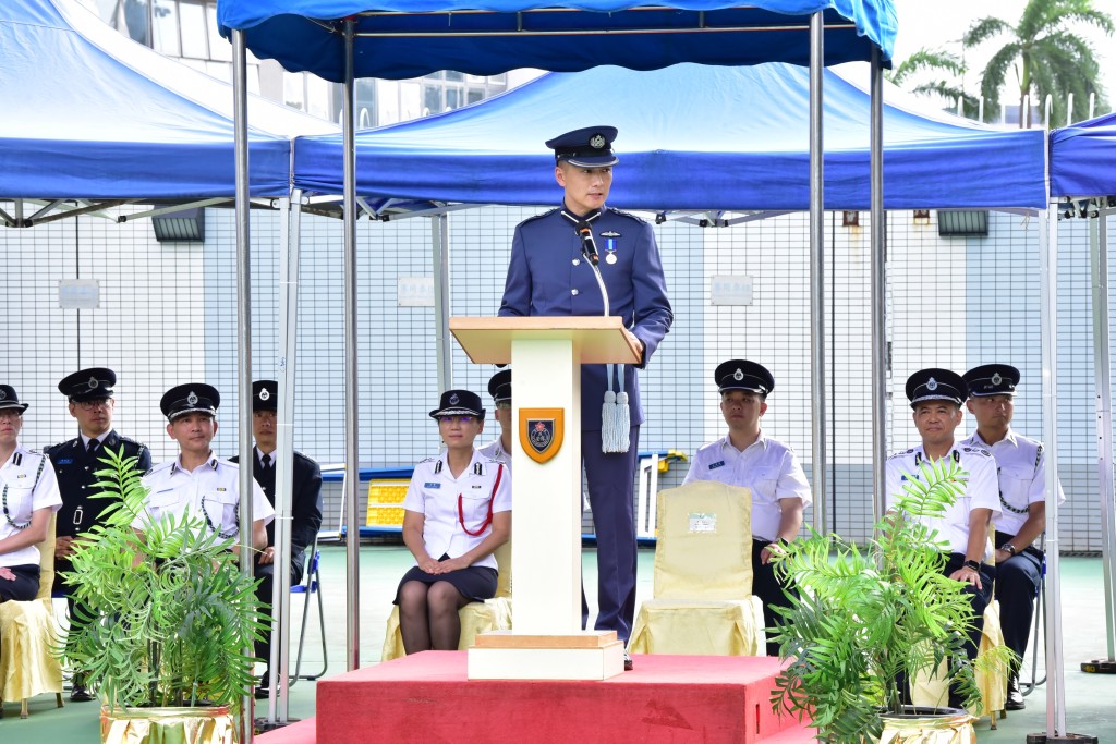 飛行服務隊總機師（行動）廖嘉俊在民安隊少年團挑戰日致辭。政府新聞處