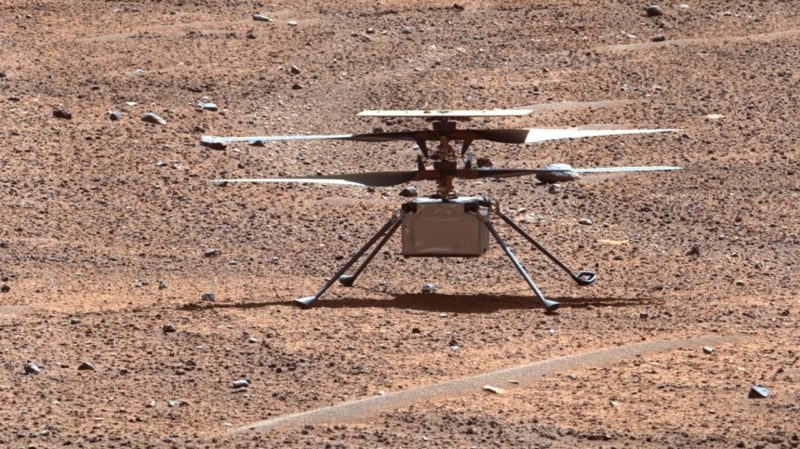 「独创号」重量仅1.8公斤，2021年2月随著「毅力号」深测车登陆火星表面。NASA图片