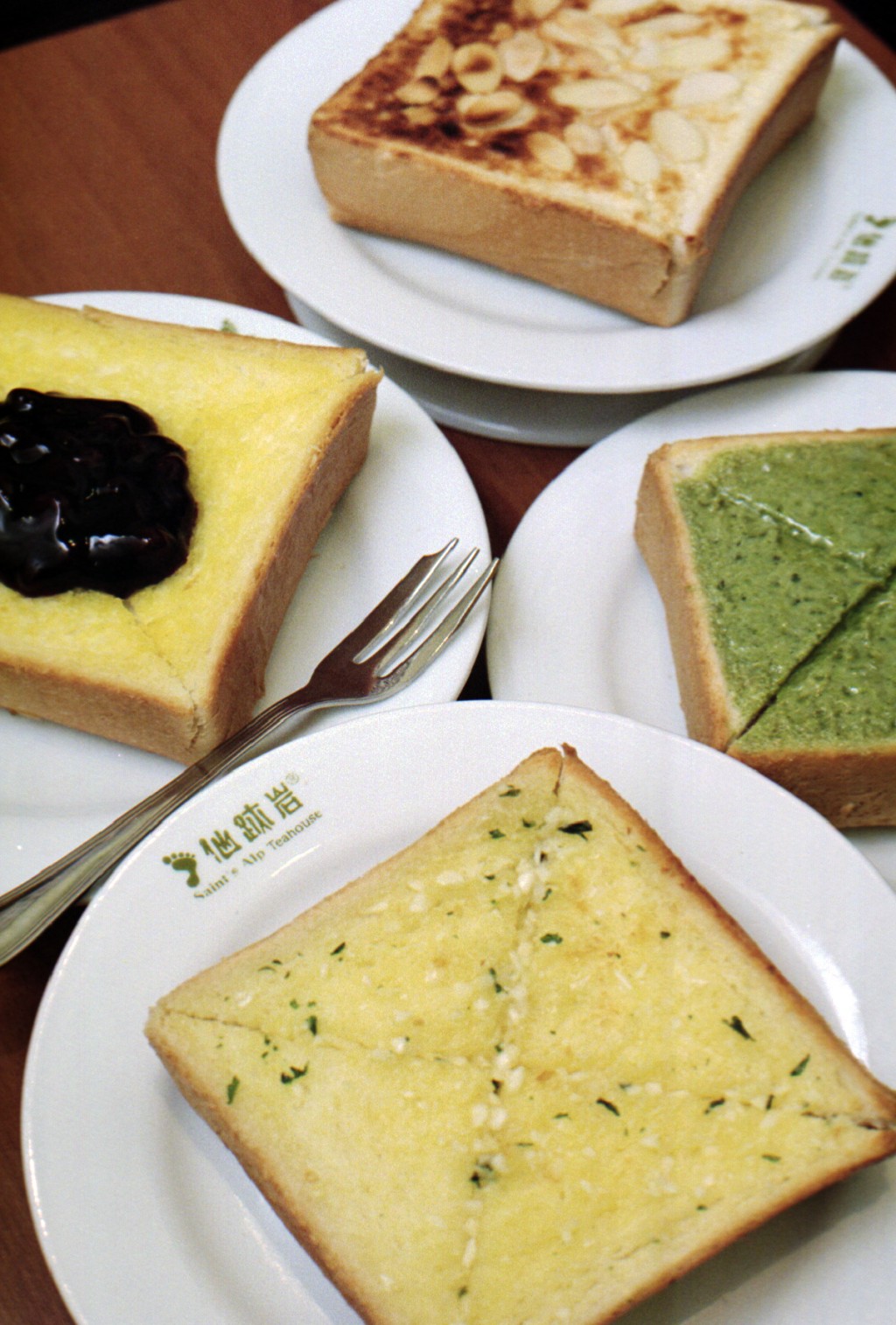 仙跡岩是香港首家引入台灣珍珠奶茶的休閒台式食店