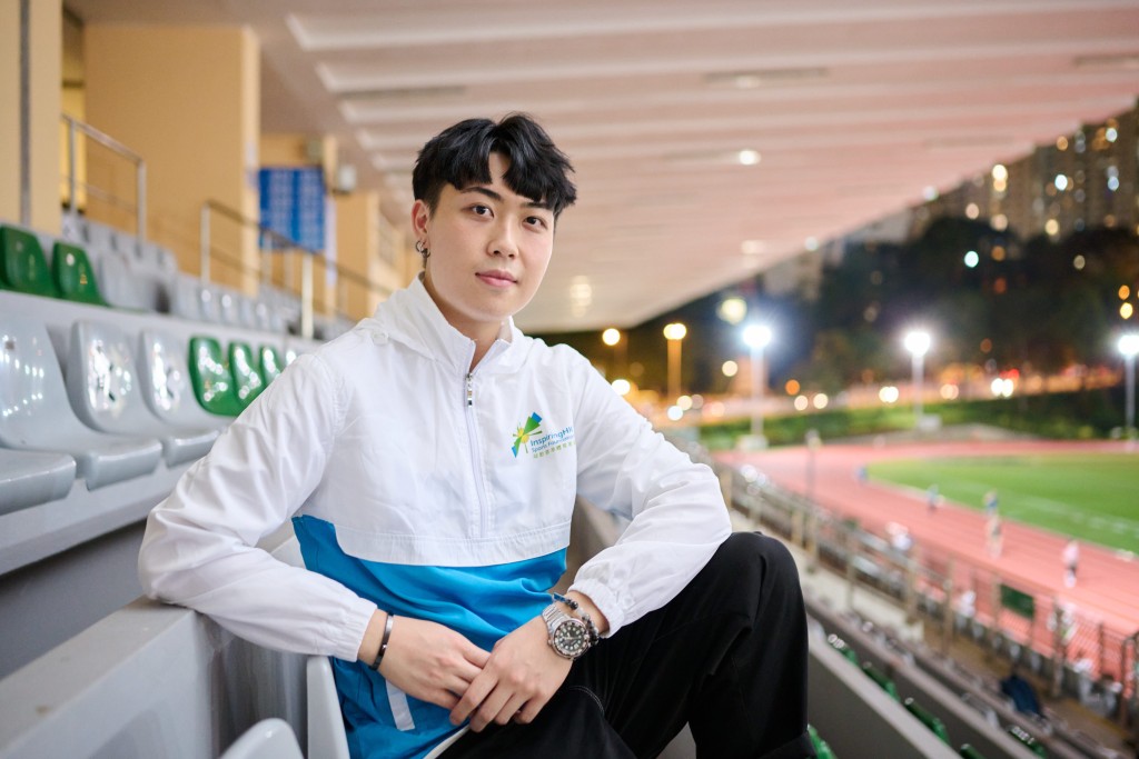 Vincent刚从大学体育系毕业,现负责领跑计划,培训青年跑手。