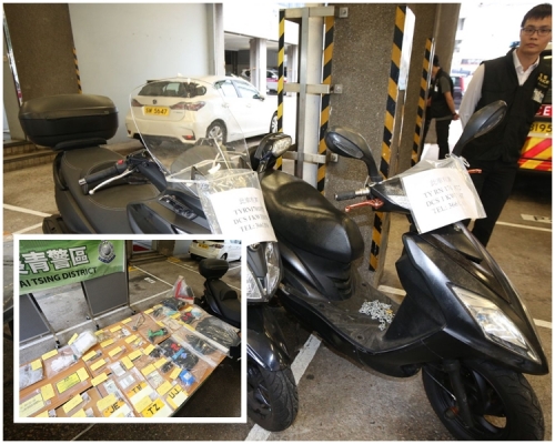 警方尋回2部失竊電單車、6個車牌及4張行車證。