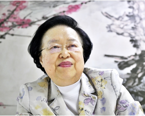 譚惠珠指區議員自我膨脹，與官員對立、搞政治。資料圖片