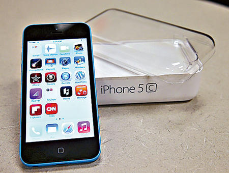 iPhone5C使用IOS 9作業系統。