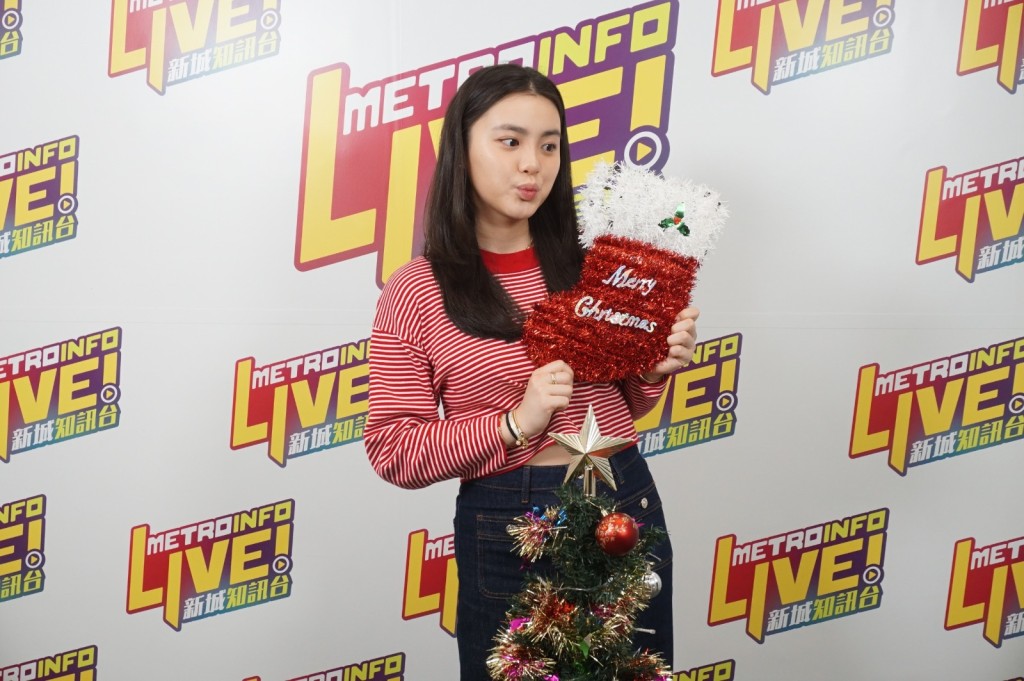 張馳豪與姚焯菲留家與家人共度溫馨佳節。