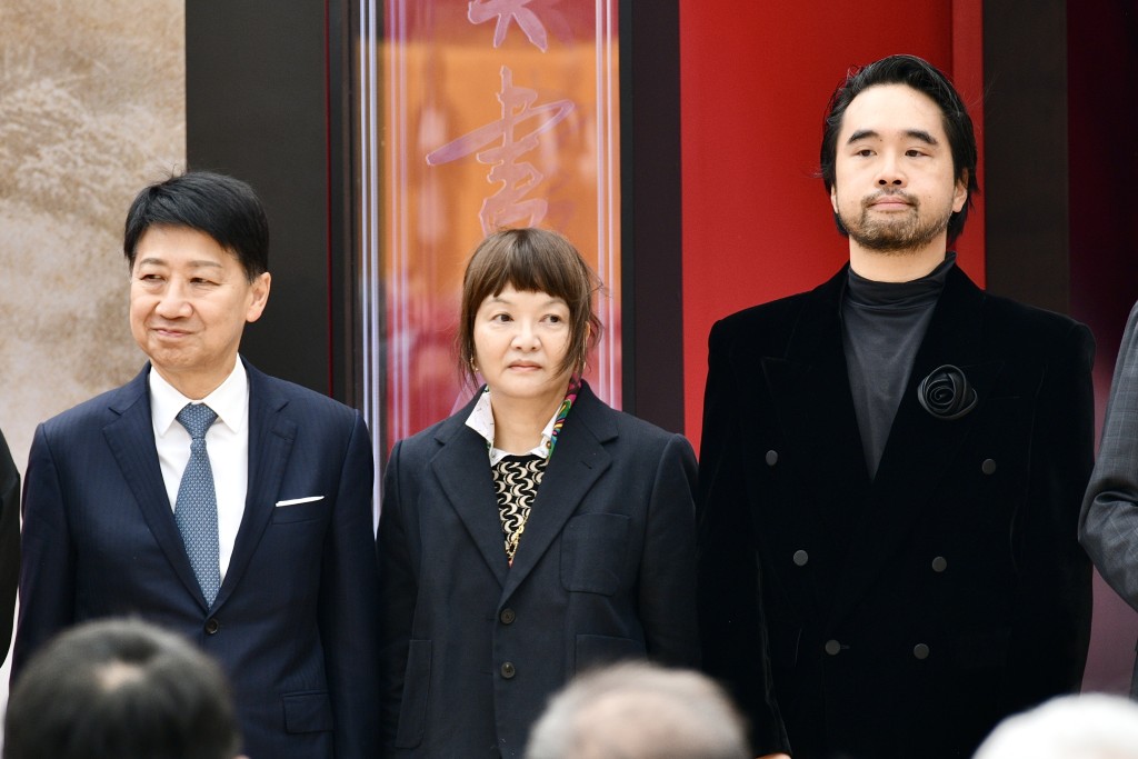 文化艺术盛事委员会主席郑志刚（右一）。卢江球摄