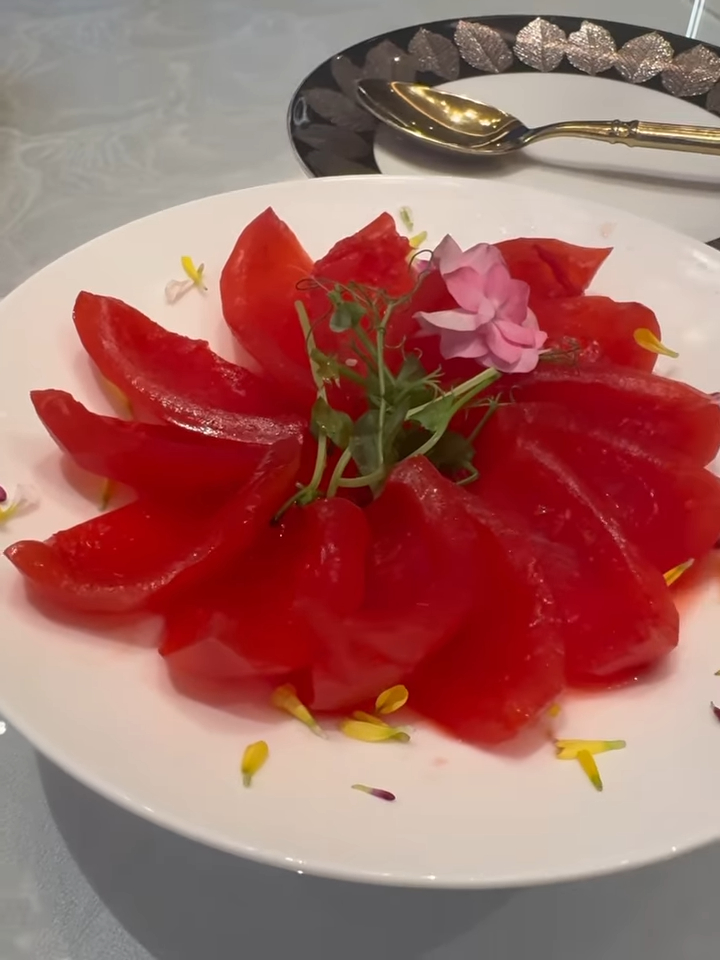 食物非常豐富。 食物非常豐富。