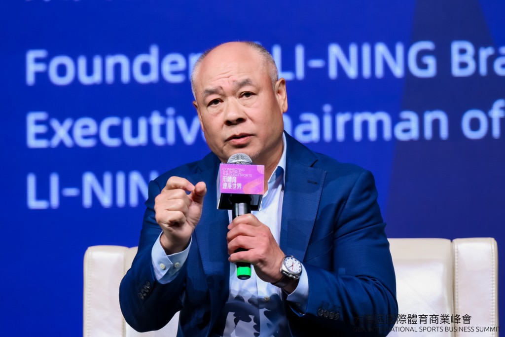 多位國際體育及商界名人作演講嘉賓，包括（上至下）阿里巴巴集團主席及布魯克林籃網隊老闆蔡崇信、銀河娛樂集團首席營運總監祁嘉杰、籃球名人堂成員德懷恩．韋德、李寧品牌創始人及集團董事長李寧。