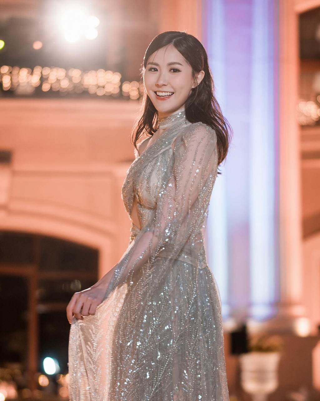 劉佩玥捱足10年，終於在2022年憑台慶劇《美麗戰場》「李靜兒」一角首奪「馬來西亞最喜愛TVB女主角」。