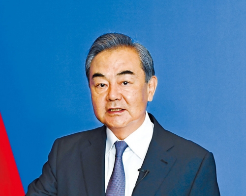 王毅與伊朗新任外長阿卜杜拉希揚通電話。