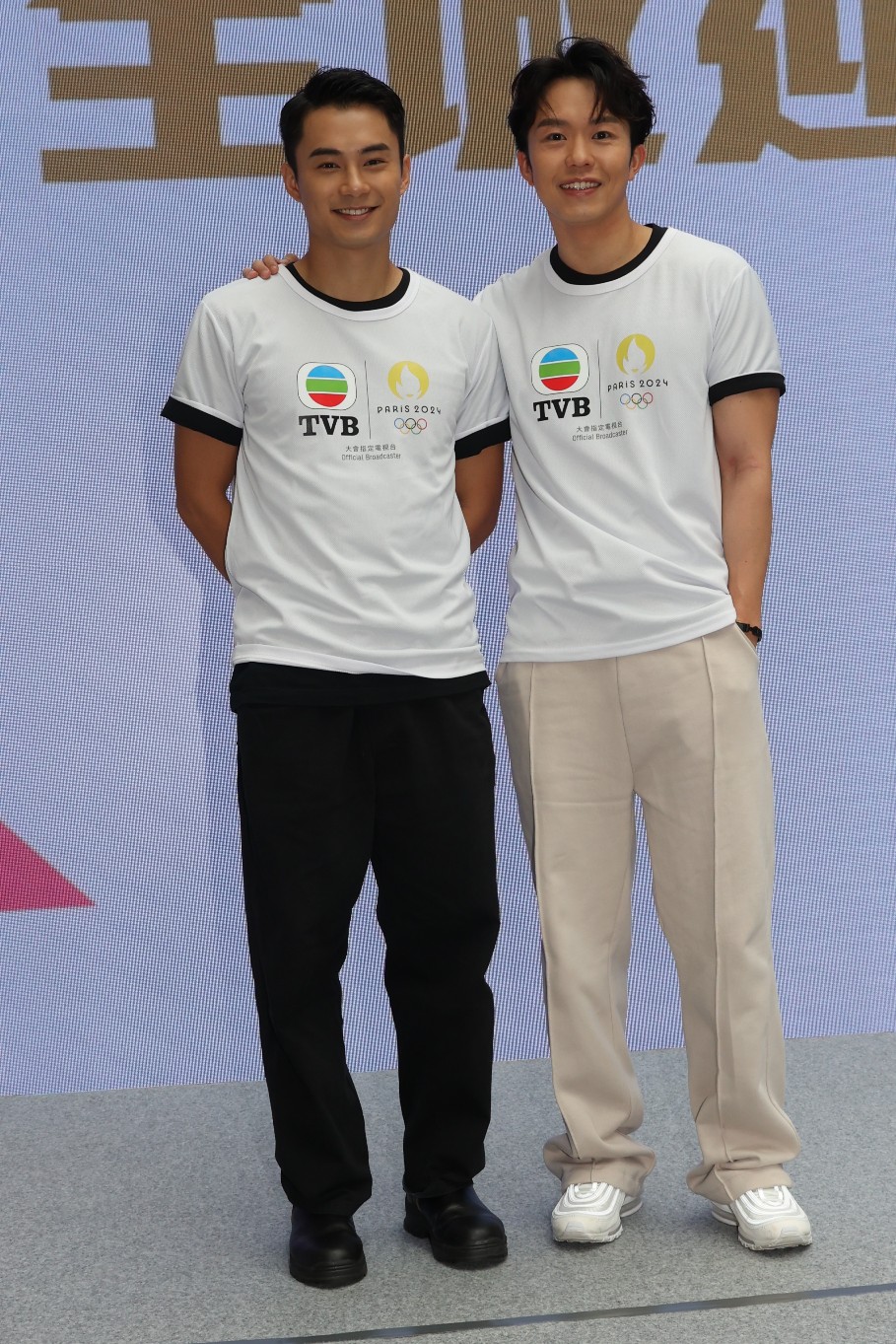 郑衍峰开心表示，这次有机会与方力申（小方）及黄翠如一起飞到巴黎主持节目及访问运动员。