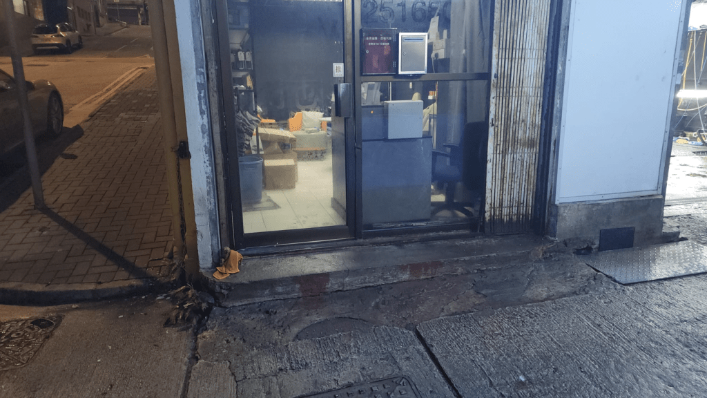 店東接受訪問表示，沒有與人結怨，不清楚兇徒犯案動機。黎志偉攝