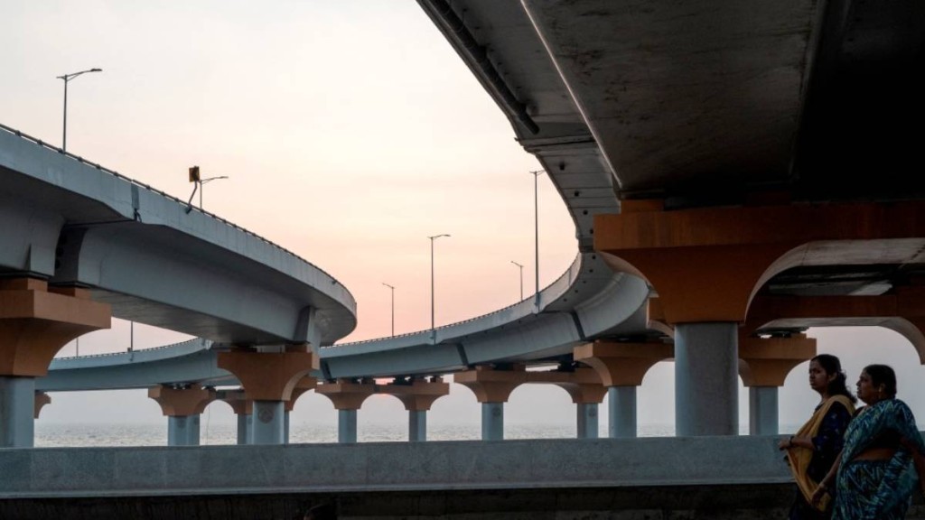 印度一名女子在公路遭多人轮奸数小时。(法新社)