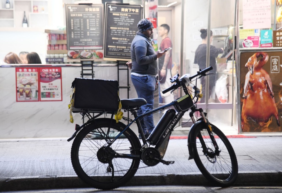 外賣平台工作者保障一直是難題。資料圖片 外賣平台工作者保障一直是難題。資料圖片