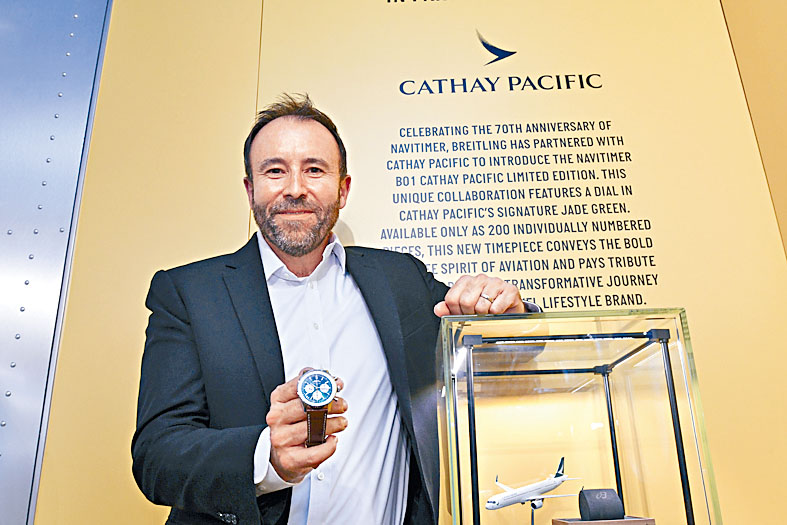 顧客時尚生活董事施愷民預告，國泰品牌將會走入綫下，在第四季推出門店，主打售賣自家精品。