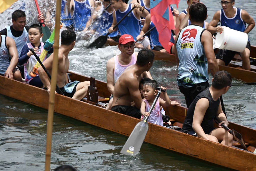 去年在香港仔舉辦的「2023香港仔龍舟競渡大賽」。資料圖片