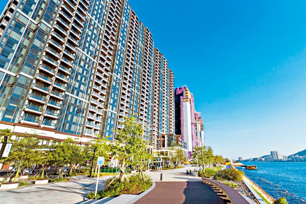 天瀧銷情持續理想，自現樓後累售230伙，連車位套現約93億。