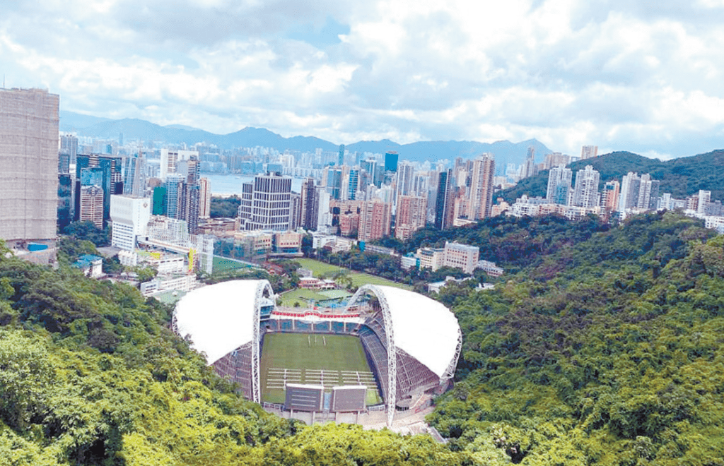 單位對正著名地標香港政府大球場