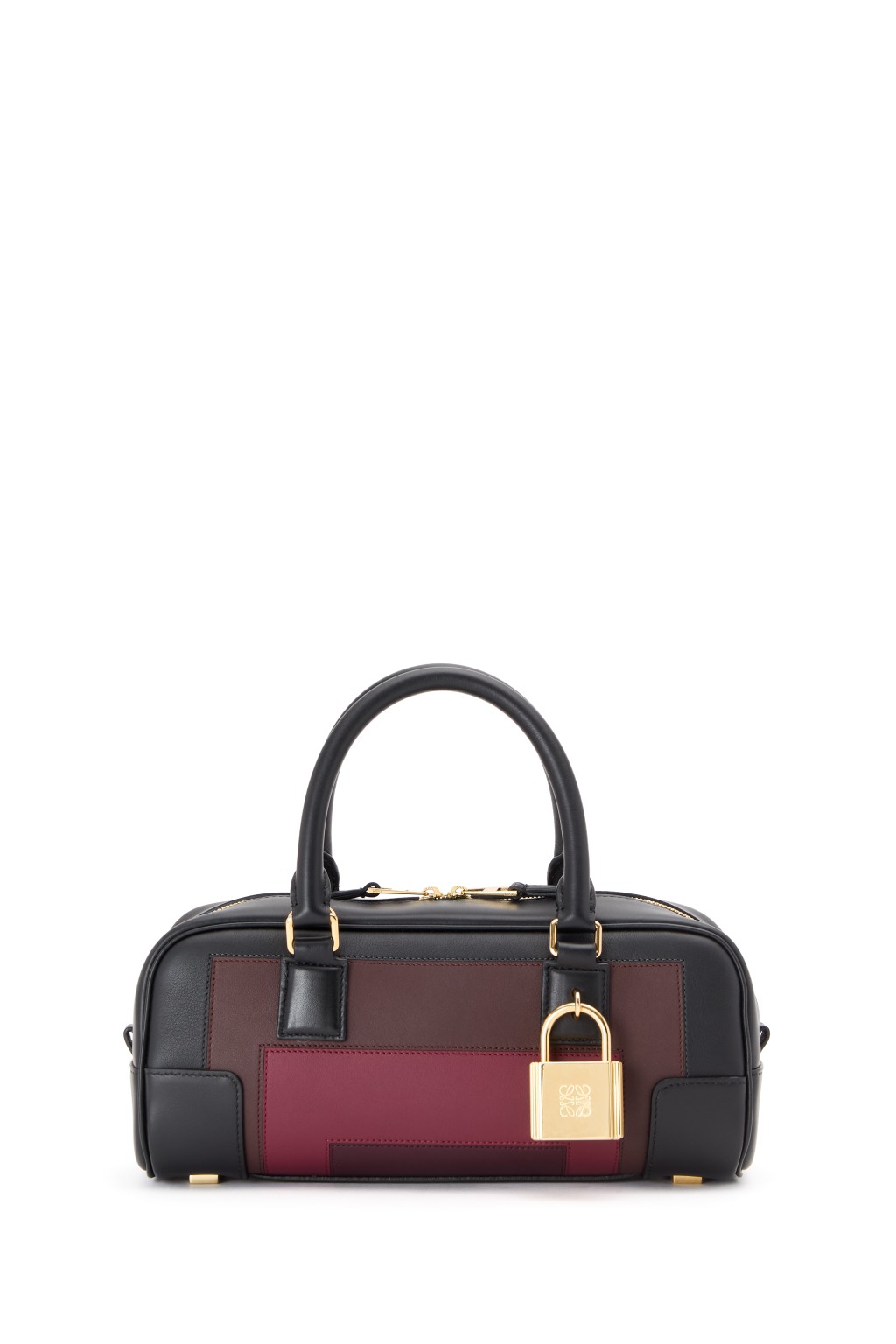 Loewe × Albers納帕小牛皮Amazona 23短版手袋/$34,800，小巧外形加上層次感色調設計，悅目又不失實用性。
