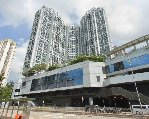 馬鞍山海栢花園三房800萬減價沽。