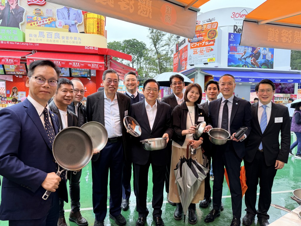 見有鑊賣，林健鋒即大讚好，預祝香港經濟大有斬鑊。