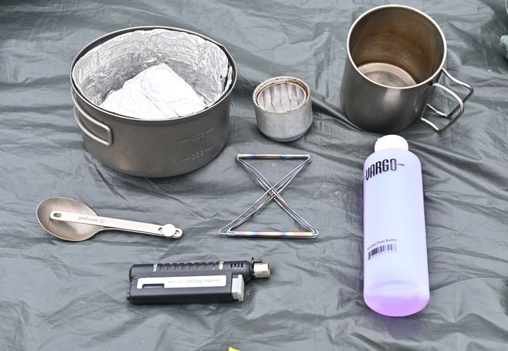 偷輕背囊的其中一項秘技，便是選用酒精爐。