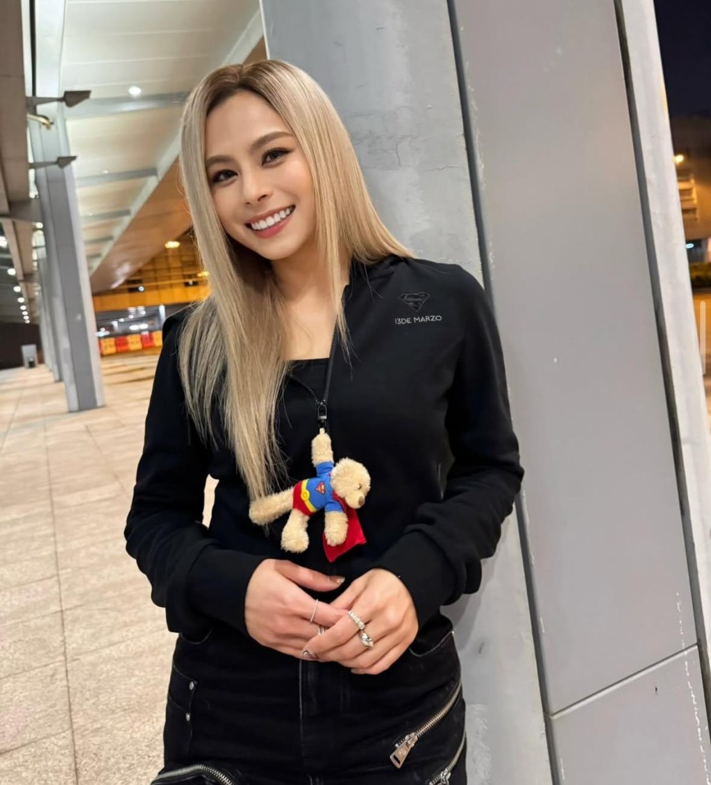 Gin 李幸倪《白夜行》