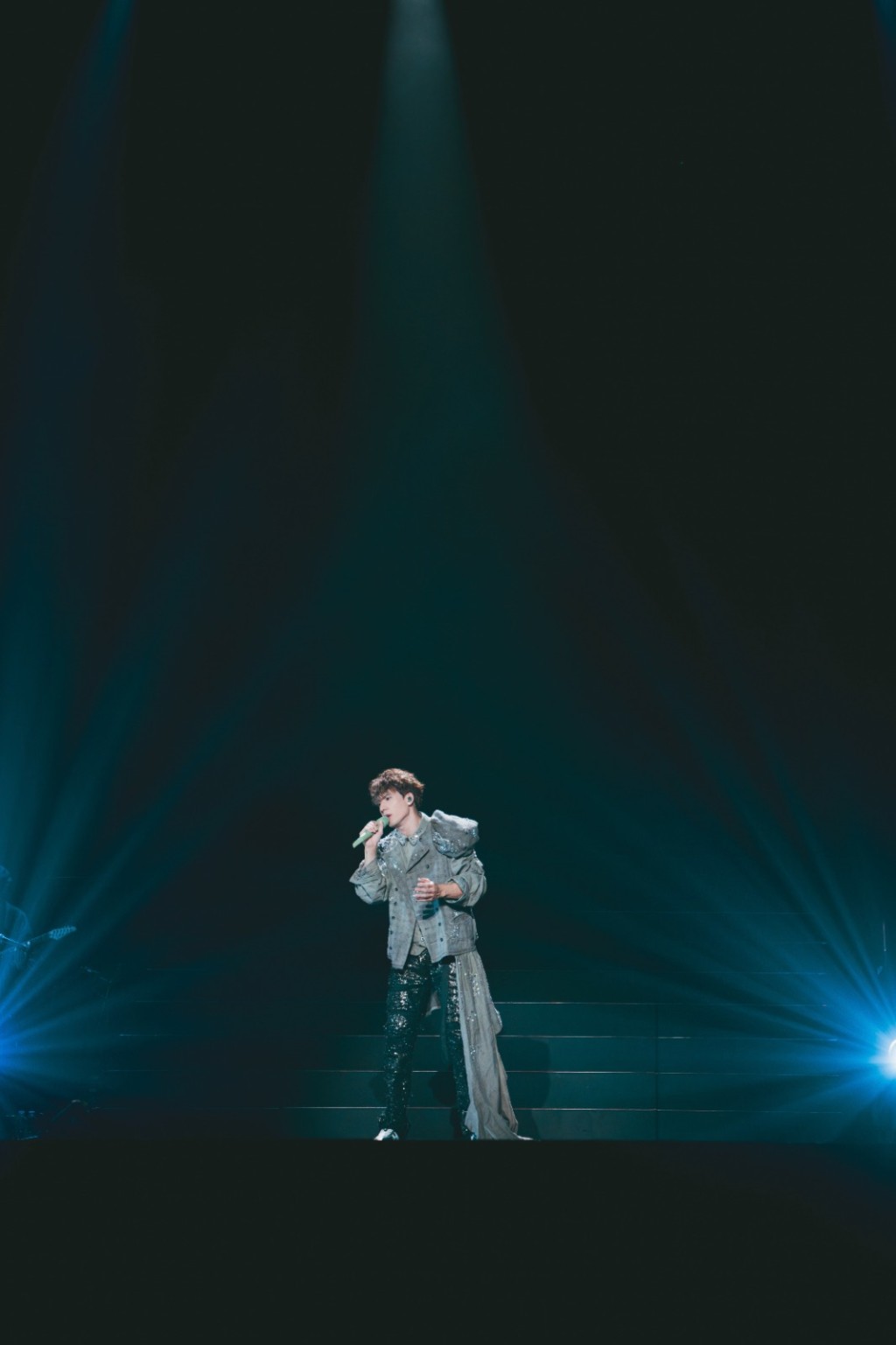 Kenny宣布成立官方粉絲後援會。