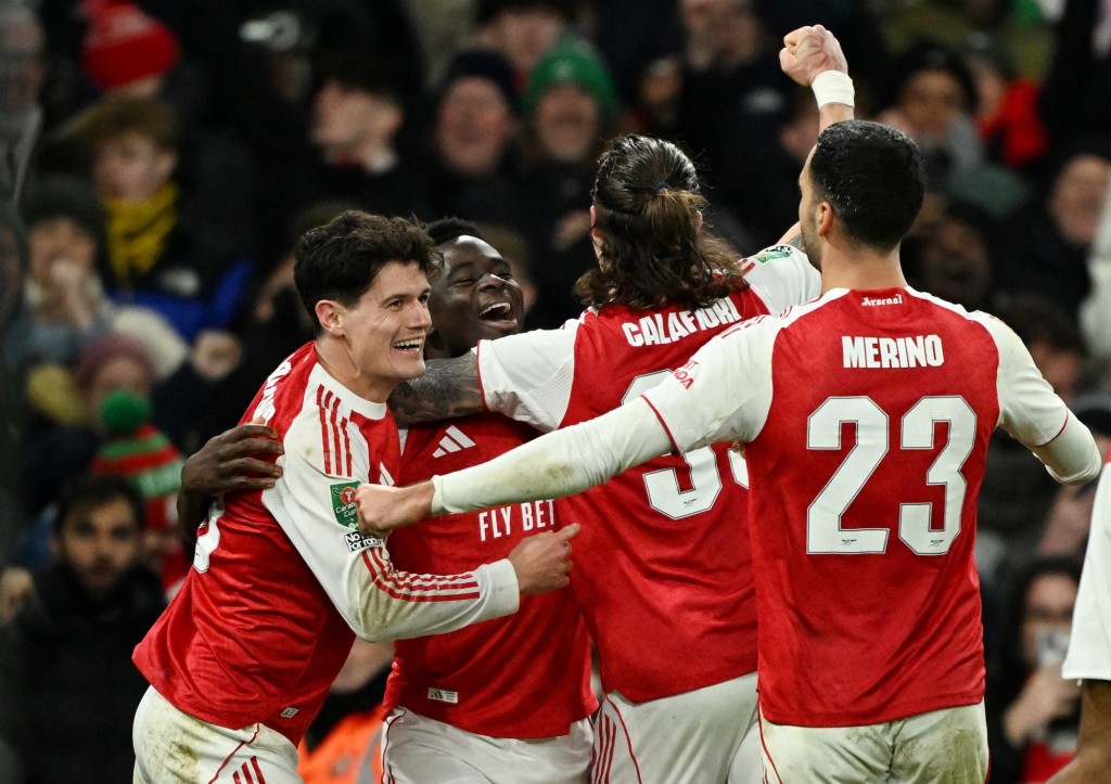 阿仙奴將於車路士爭入決賽。路透社