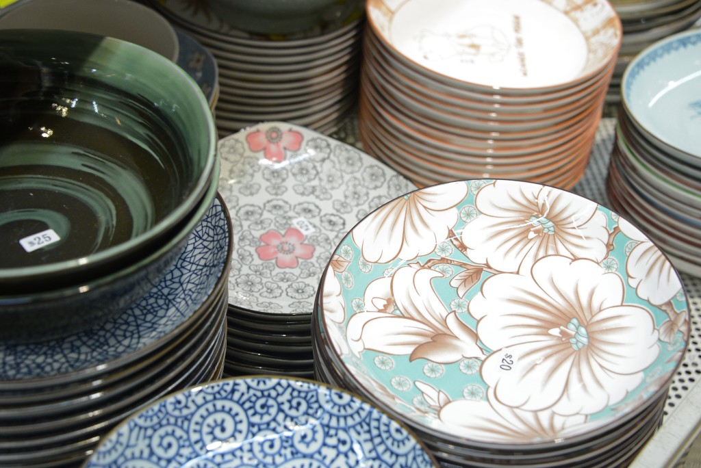 缸瓦佬专门售卖平价陶瓷碗碟、餐具批发（图片来源：星岛图库）