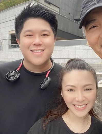 有傳JW是準備跟有米男友Tarzan結婚而離巢。