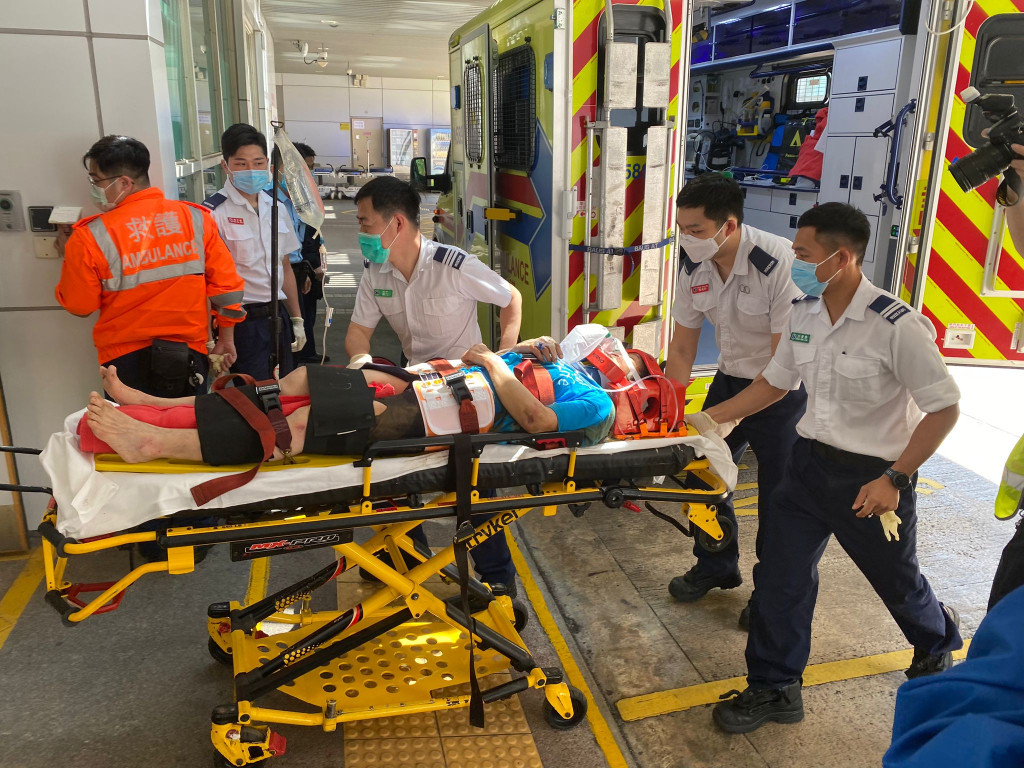 4名傷者先後送東區醫院。資料圖片