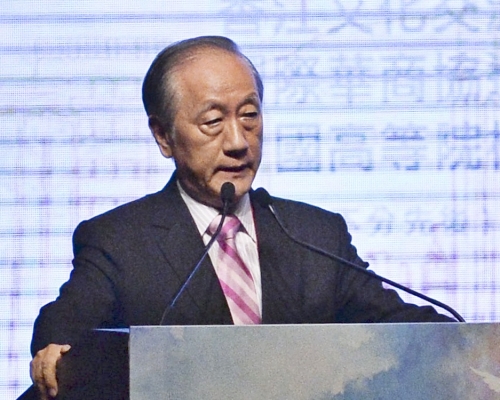 郁慕明決定赴上海接種疫苗。資料圖片