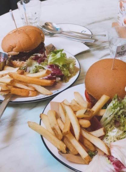 不過並非改全素食，間中也會食肉。